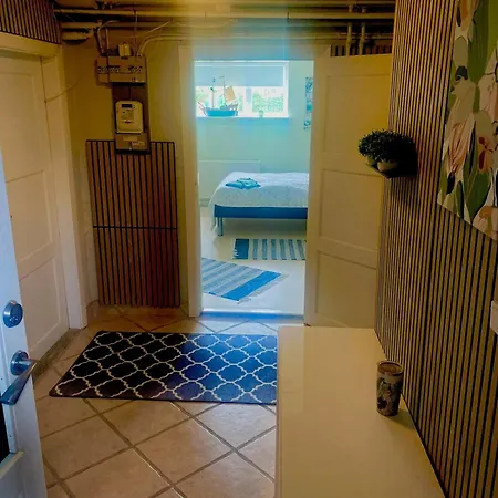 For 2 People With Private Entrance *