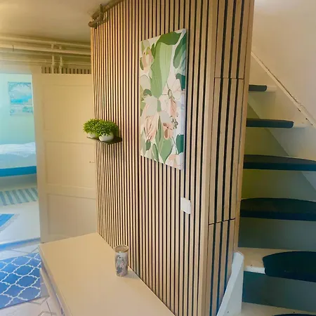 Gjestgiverier For 2 People With Private Entrance Grenå
