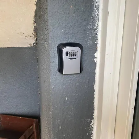For 2 People With Private Entrance
